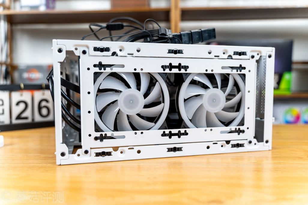 先马趣造白色装机方案,先马趣造im白色机箱