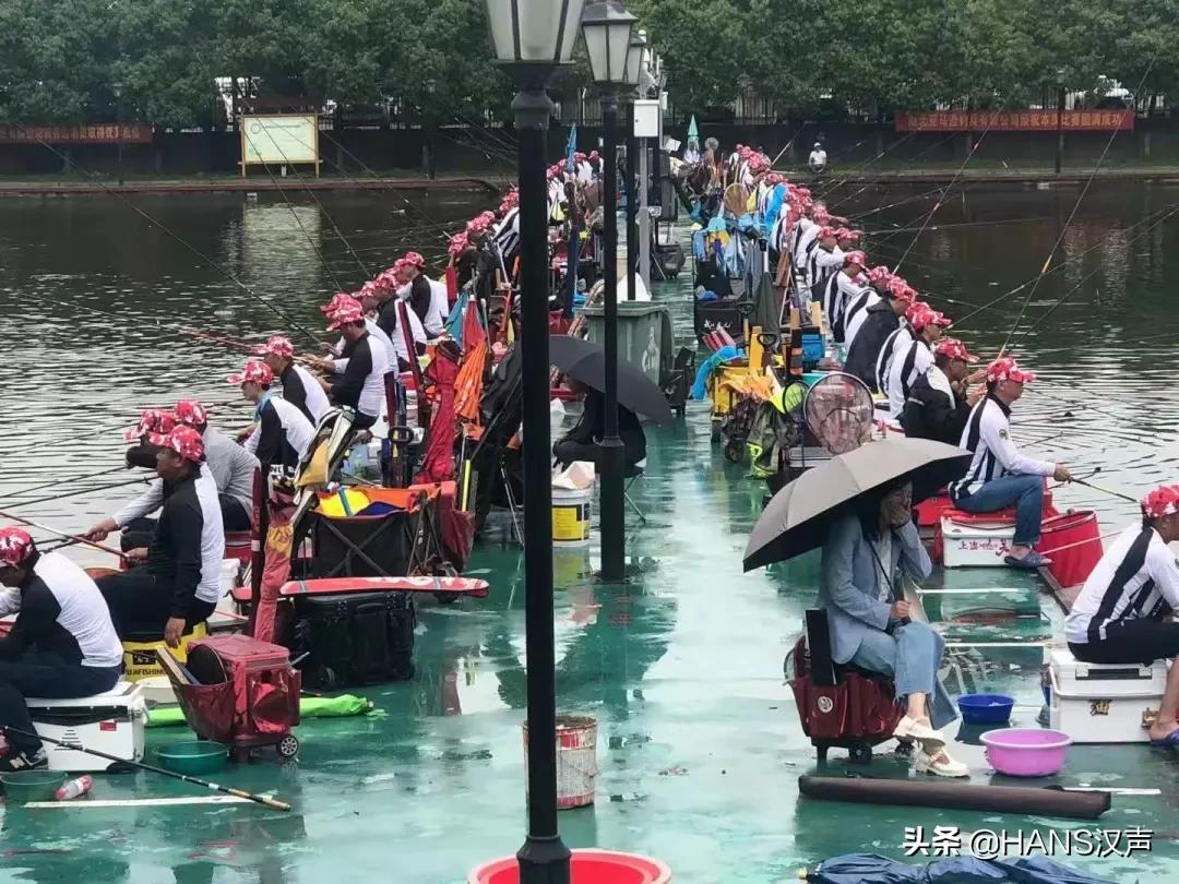 天元邓刚在湖北枣阳钓鱼的视频,天元邓刚钓鱼最新视频现场