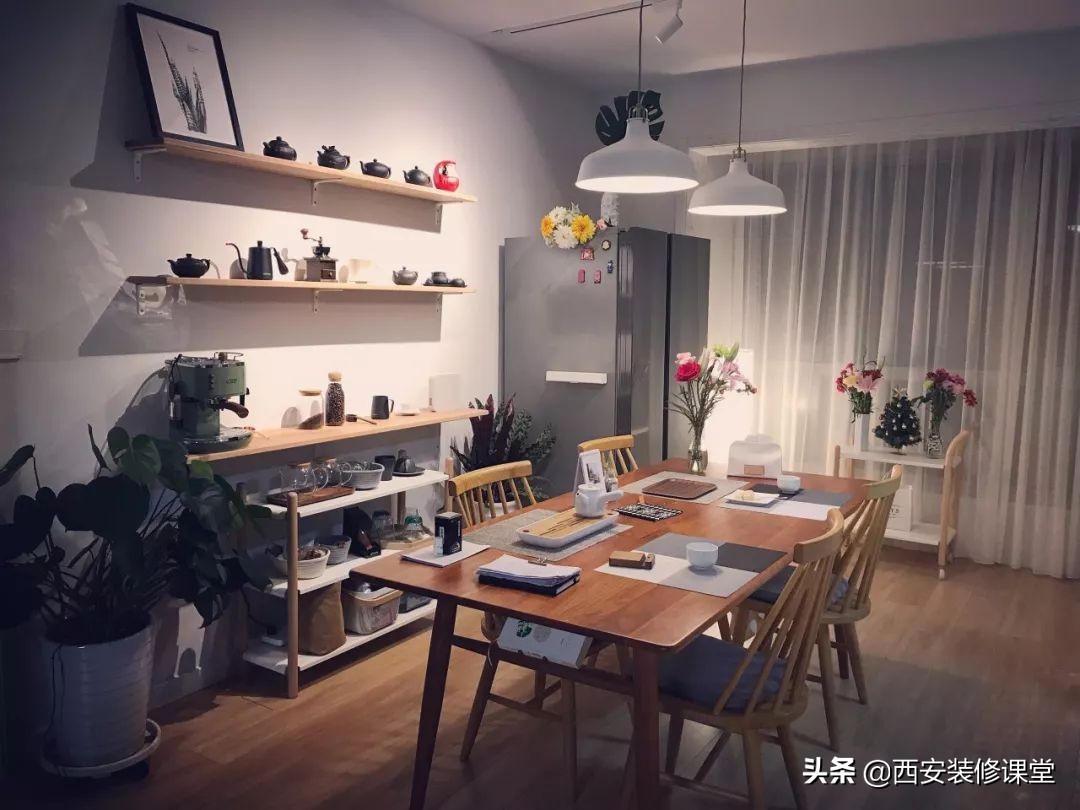 冰箱都放在房子什么位置,房子小冰箱太大真的占地方