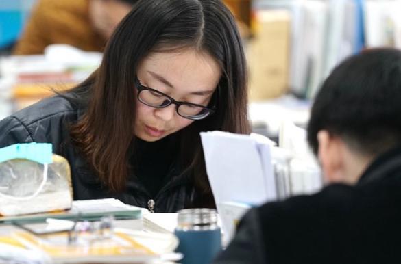 大学生吐槽英语,英语四级翻译吐槽