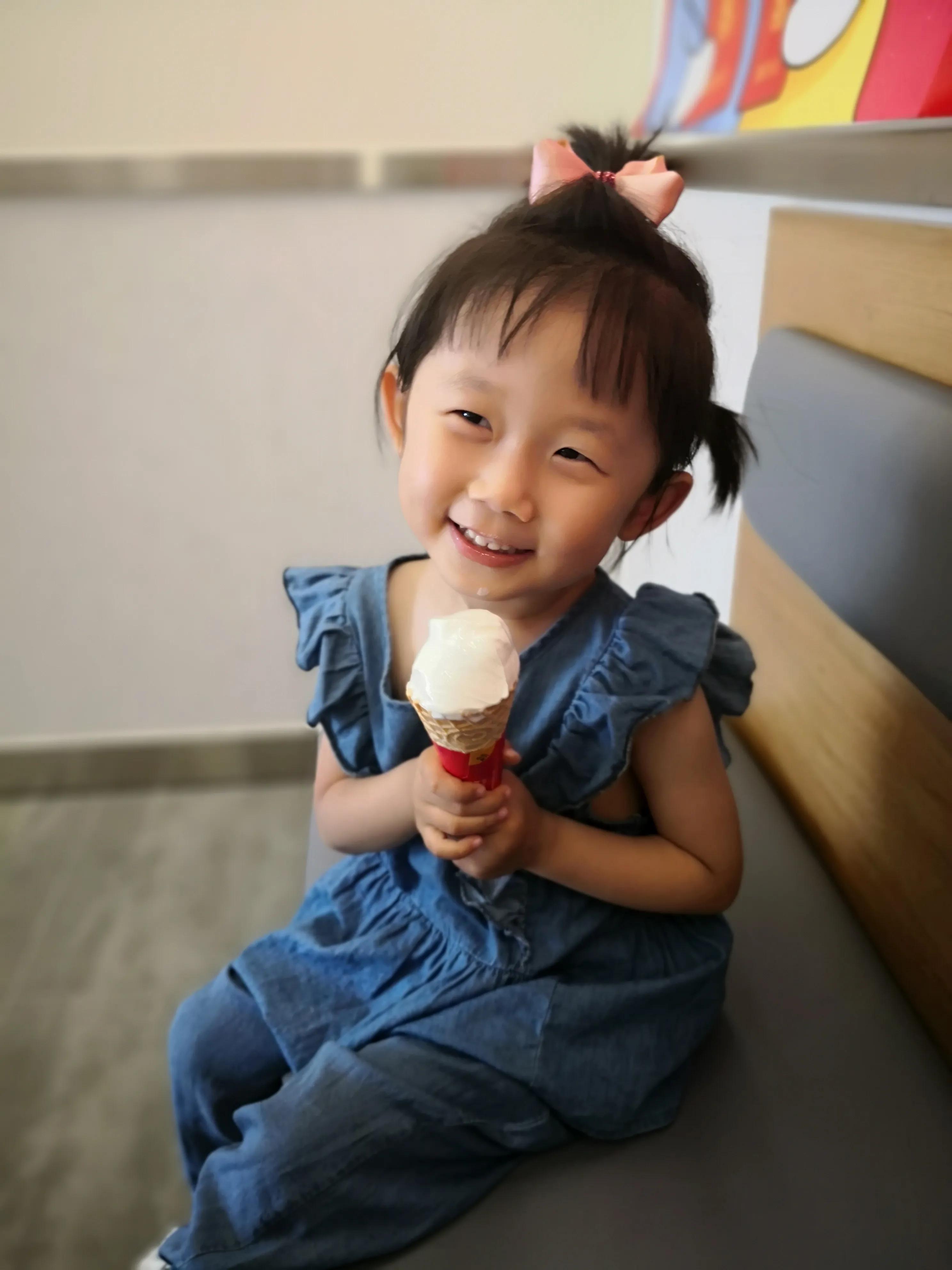 3岁2个月宝宝身高体重多少为标准,3岁3个月男孩身高体重多少正常