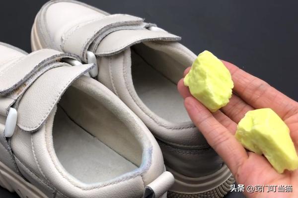 夏季鞋子去臭方法,怎样才能避免夏天鞋子臭