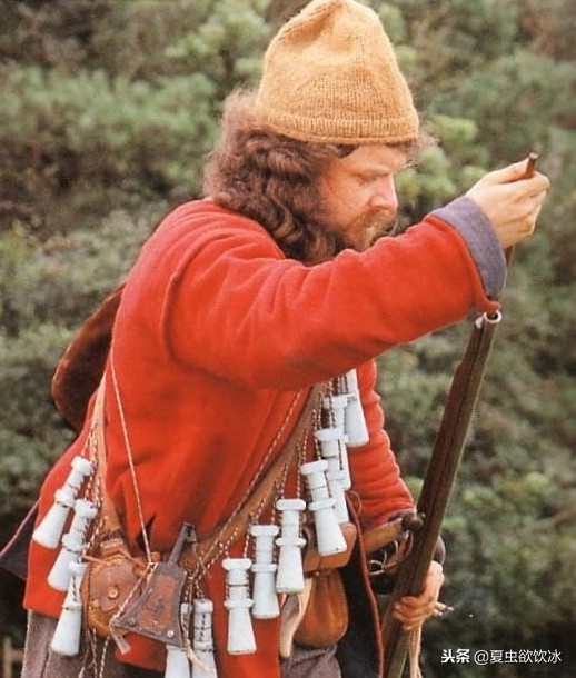 火绳枪发射视频,火绳枪能连续打几枪