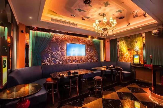 郑州又一处好去处，一边吃饭一边唱，新都会台北纯K等你来嗨