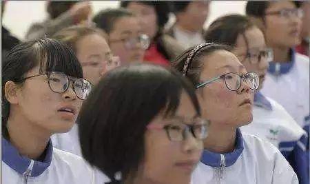 玻尿酸蒸汽热敷眼罩有用吗,热敷眼罩可以加速玻尿酸代谢吗