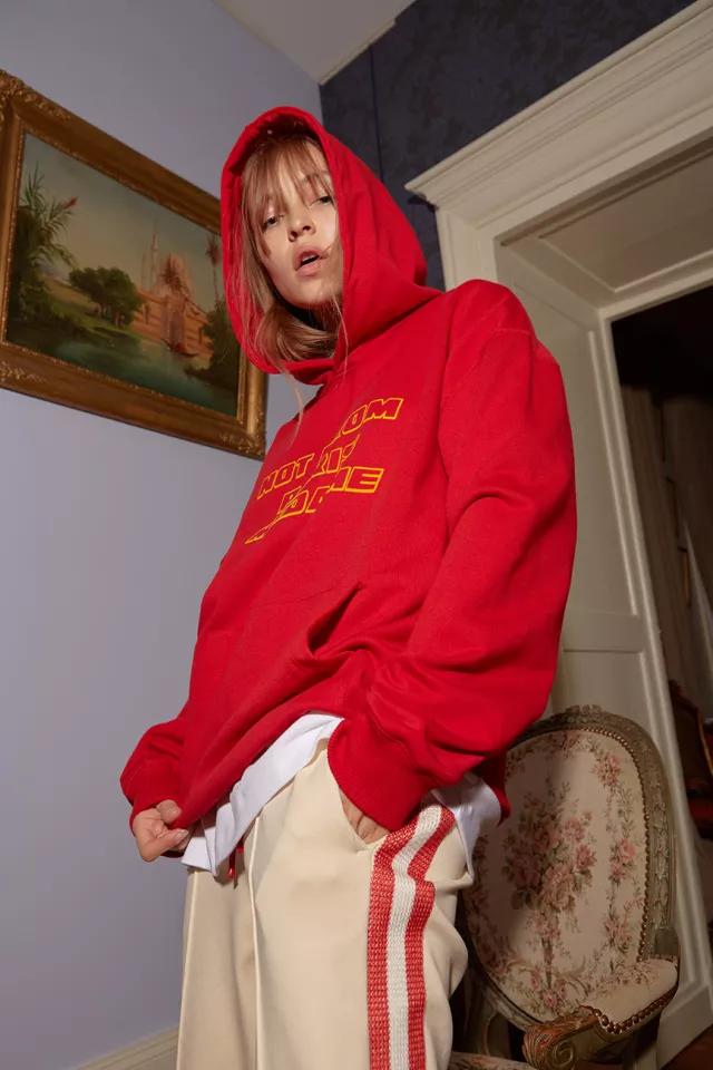 supreme联名日系闪电潮牌,潮牌supreme哪些是真的