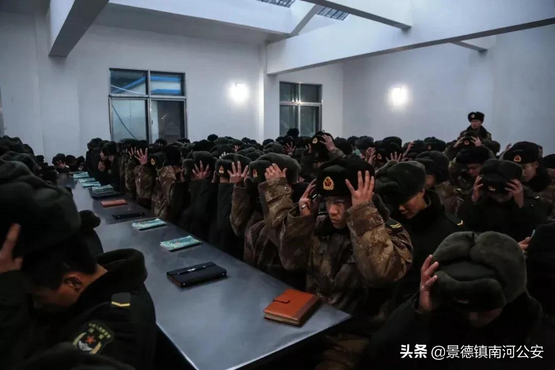 四级军士长破格提干担任营长,四级军士长可以当排长吗