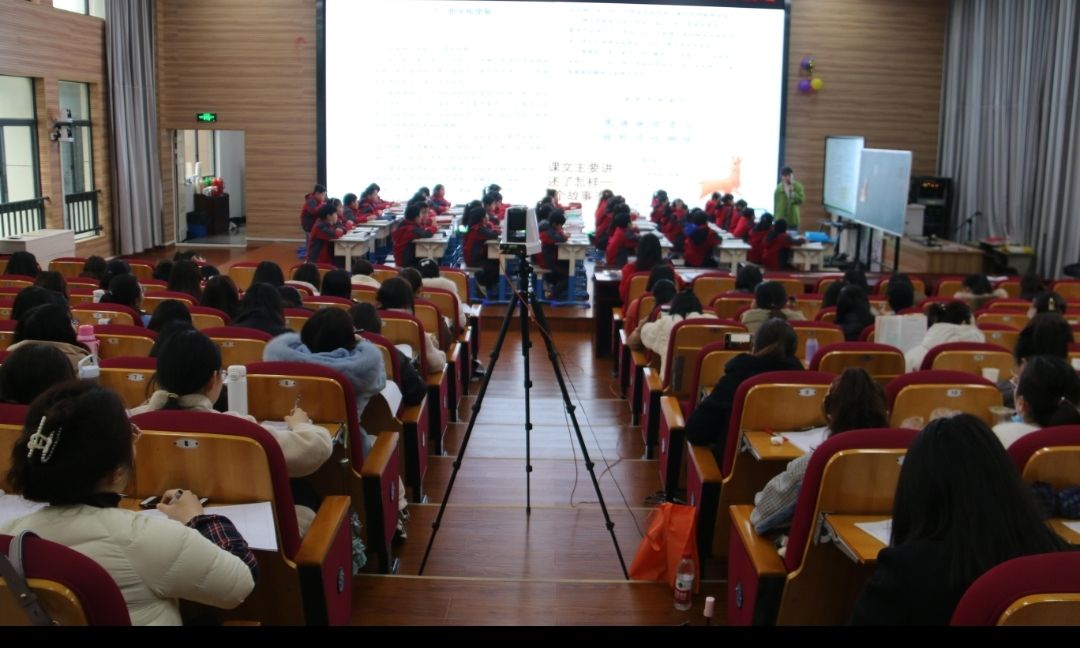 教育者要履行的义务,教育要发展我们教师应该怎么样做