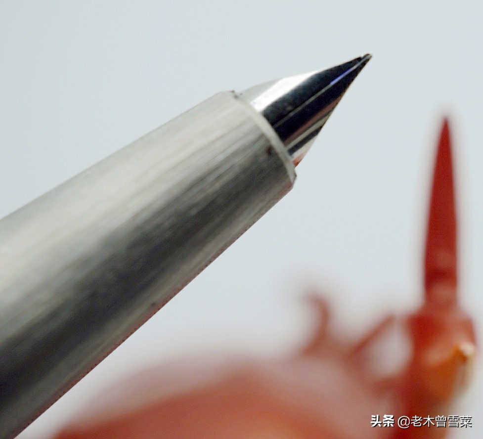 凌美2000钢笔漏墨,网上凌美2000钢笔是正品吗