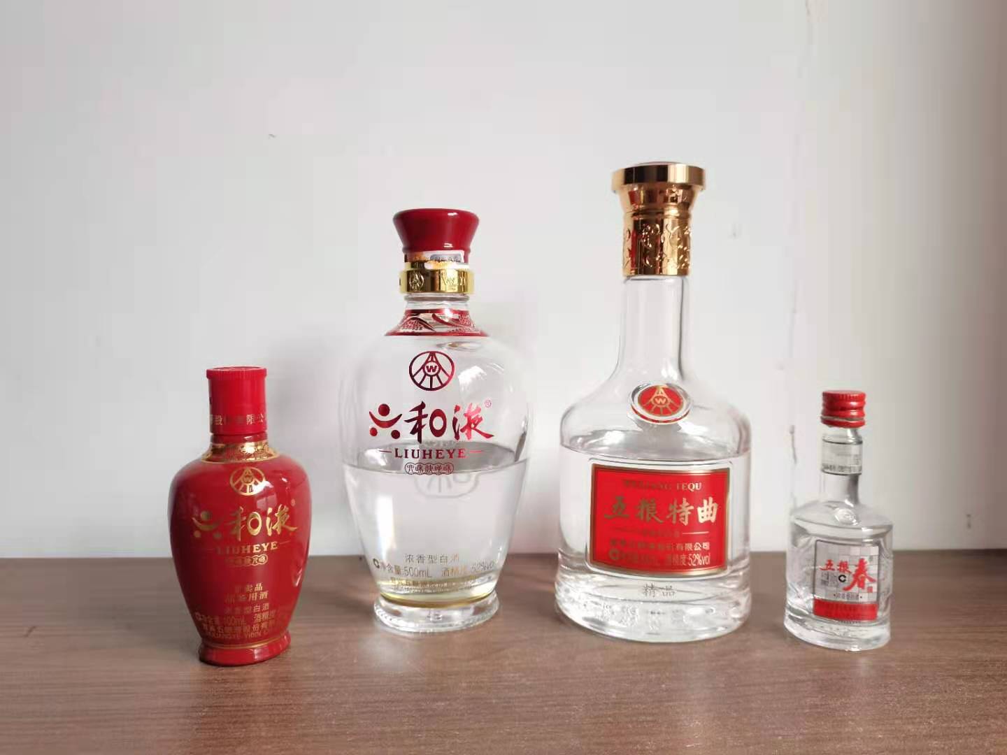 老百姓认可的6款性价比白酒,42度公认十款性价比高的白酒