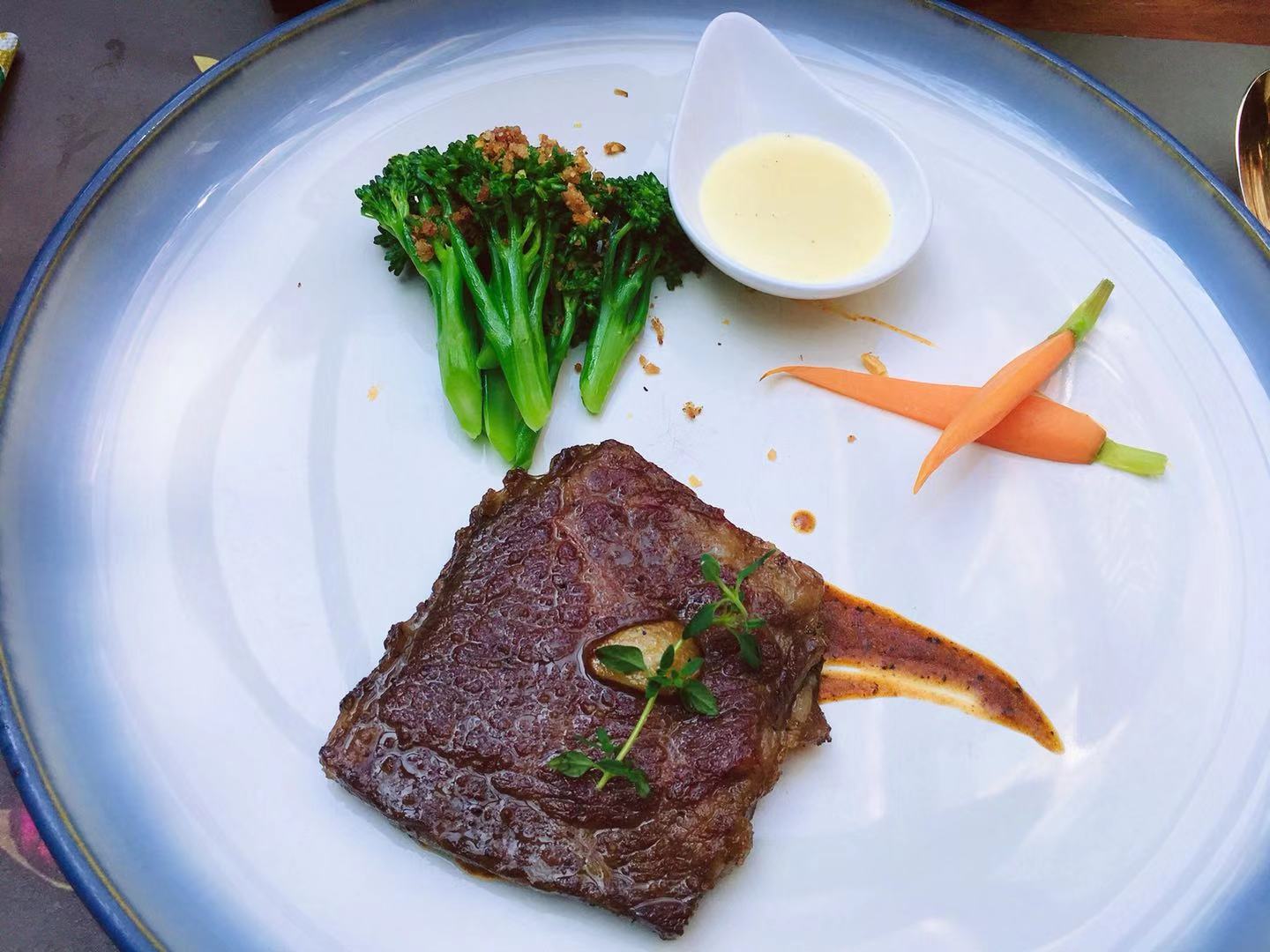 大隐于市的DeepRed深红别院，岁月静好