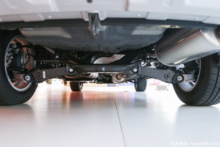 运动款h6,简单运动造型全新哈弗h6实车