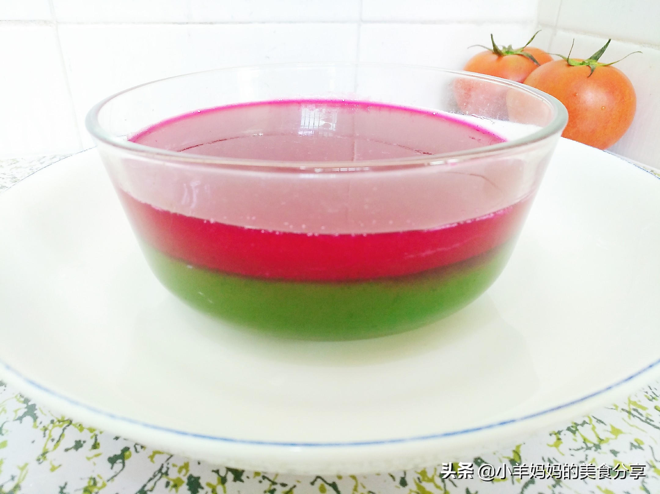 怎么在家做火龙果白凉粉,苹果凉粉火龙果凉粉