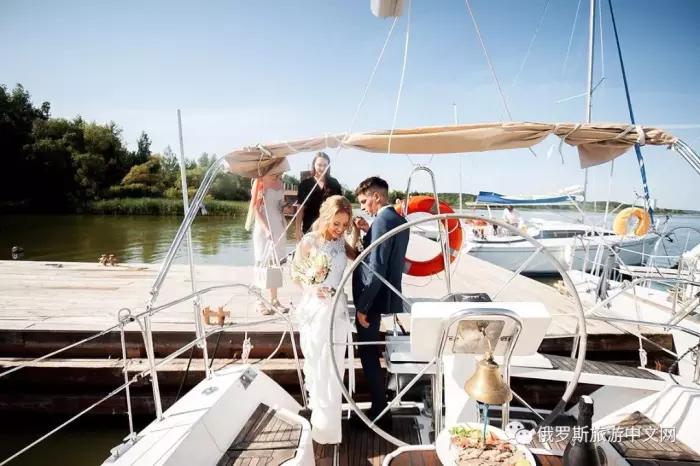 圣彼得堡好玩景点介绍视频,圣彼得堡著名景点图片