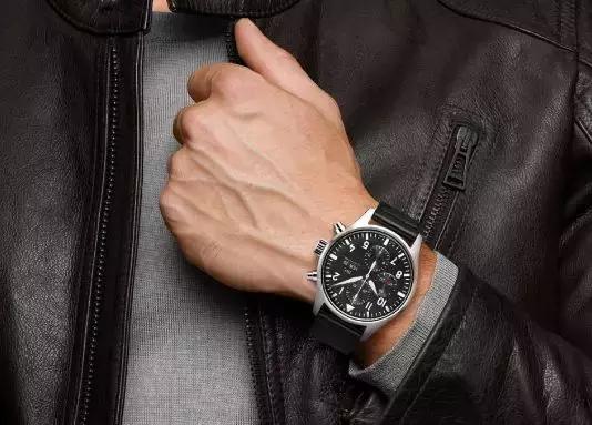 万国飞行员手表和绿水鬼手表区别,万国飞行员钢表系列哪款好