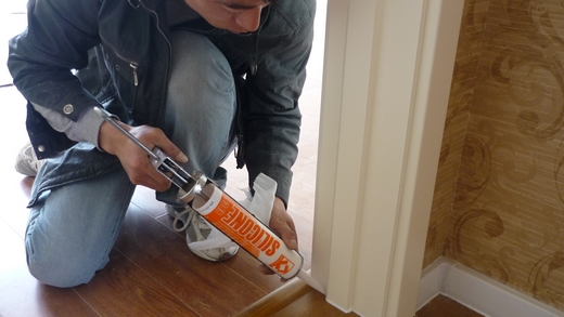 室内玻璃胶要不要防霉的,玻璃胶在室内有什么危害