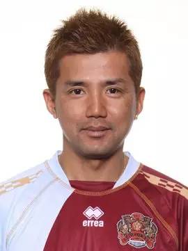 宝冢歌剧团男役可爱片段,宝冢歌剧团男役展示魅力