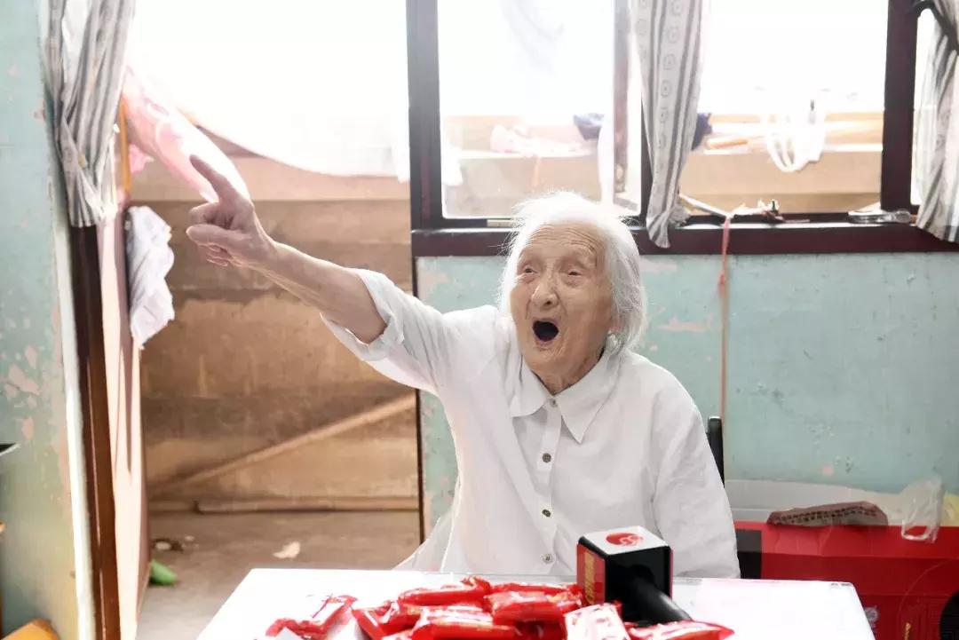 她是新四军第一批女兵之一,叶挺曾帮她拍照!一位江阴籍百岁老兵的使命忠诚