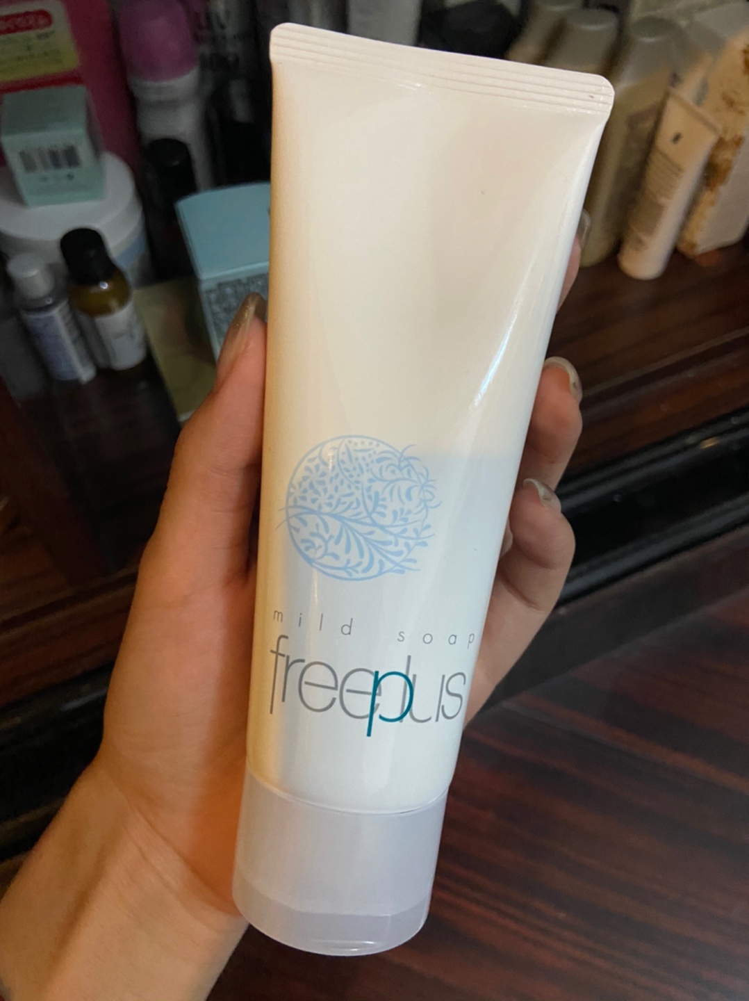 清洁毛孔洗面奶秋冬季节用,夏天好用的洗面奶美白效果