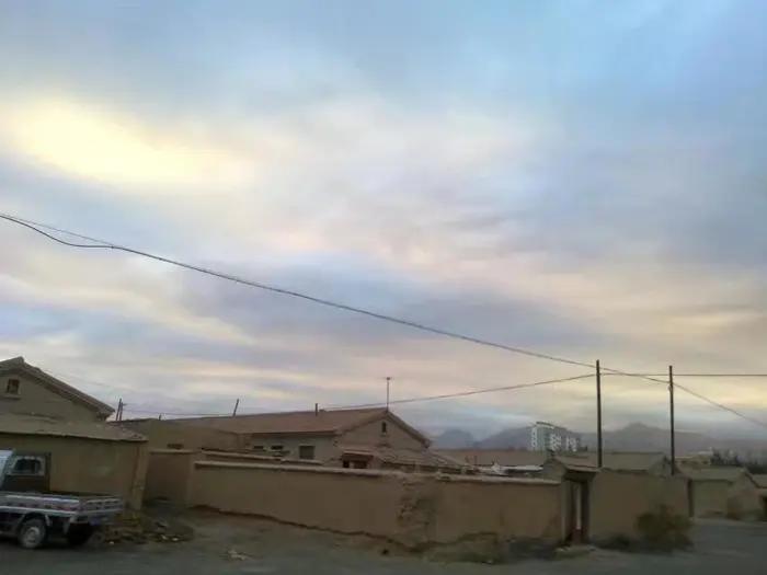 我在德令哈海子诗歌,我在德令哈最后一天