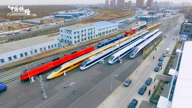 2019奋发图强图片,中国昂扬奋进