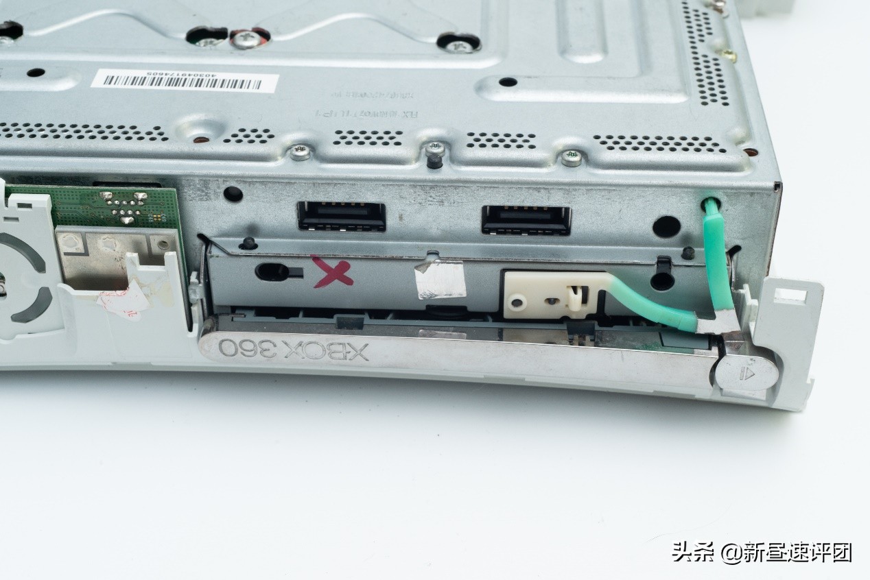 xbox360白色老版怎么拆,xbox360维修视频教程