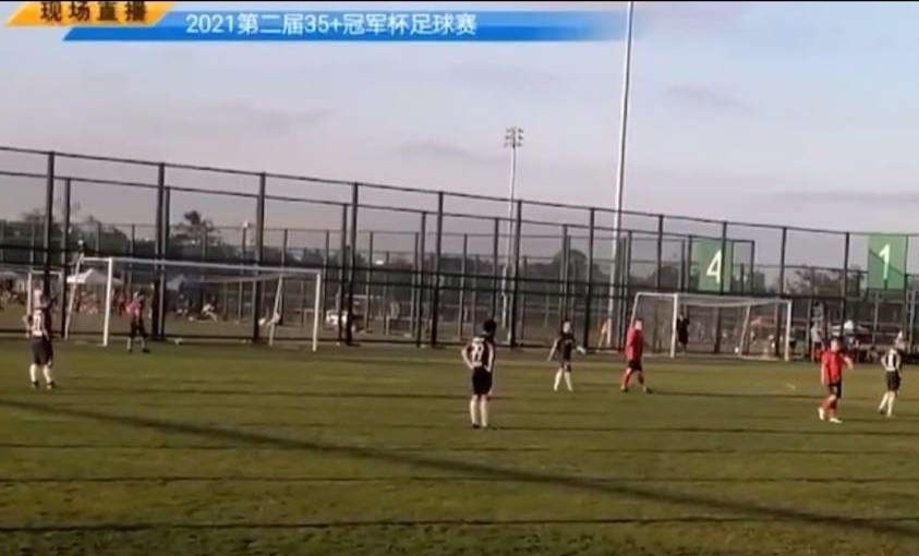 功利的中国足球！两队球员竞相往己方球门射球，足协建议终身禁赛