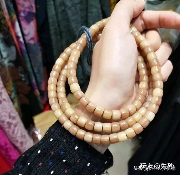 各种木质手串包浆效果,七道木手串包浆