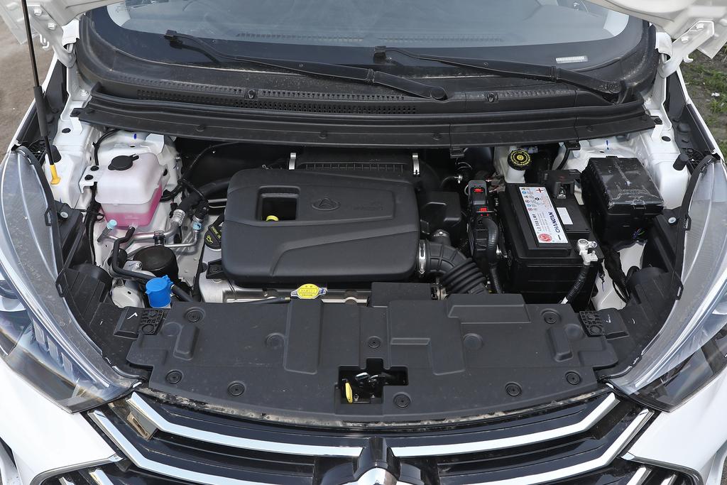 长安欧尚a600与长安长行怎么选,长安欧尚长行1.6最新试驾视频