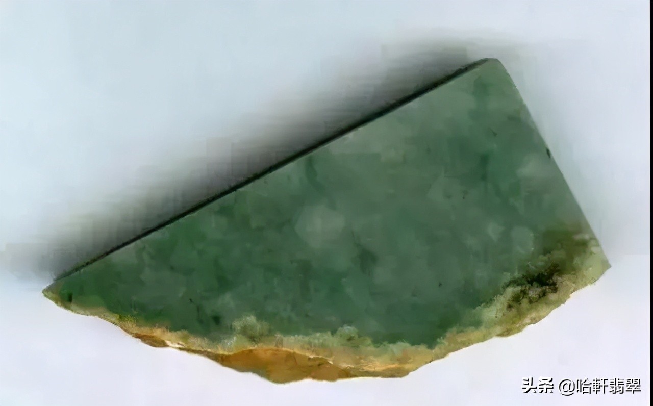 缅甸翡翠占全世界多少,缅甸翡翠每年销售额