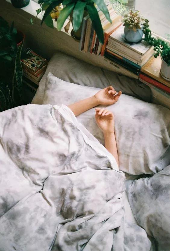 晒被子有什么讲究吗,为什么被子晒了会暖和