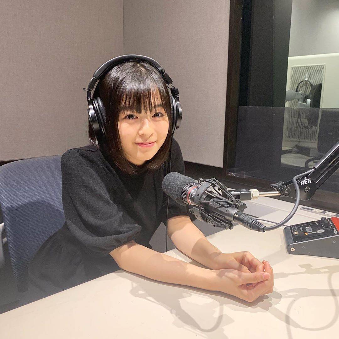 她是日本高中足球女神,就像动画女主角一样可爱!