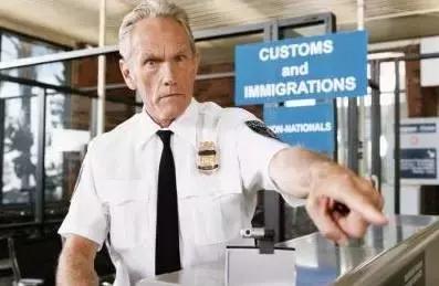 带感冒药入境,带感冒药出国被抓