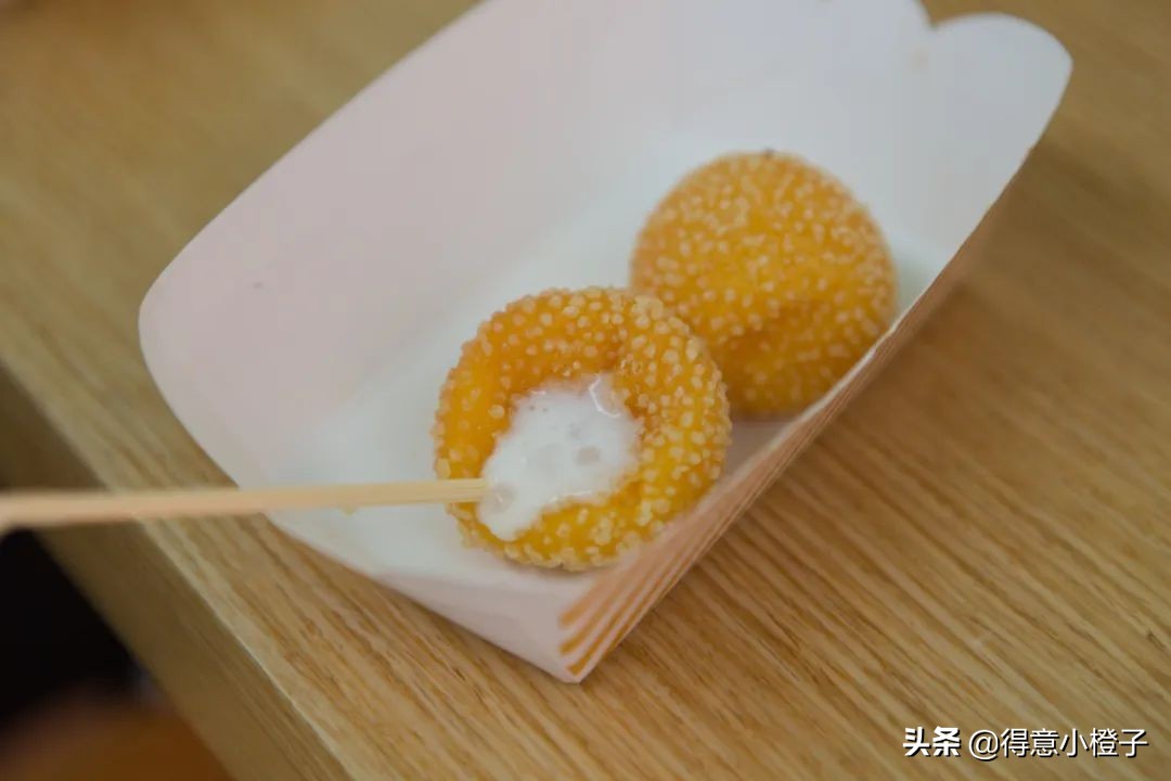 一来就火!哥老官、颜如晶炸鸡店再现排队名场面,亲测...