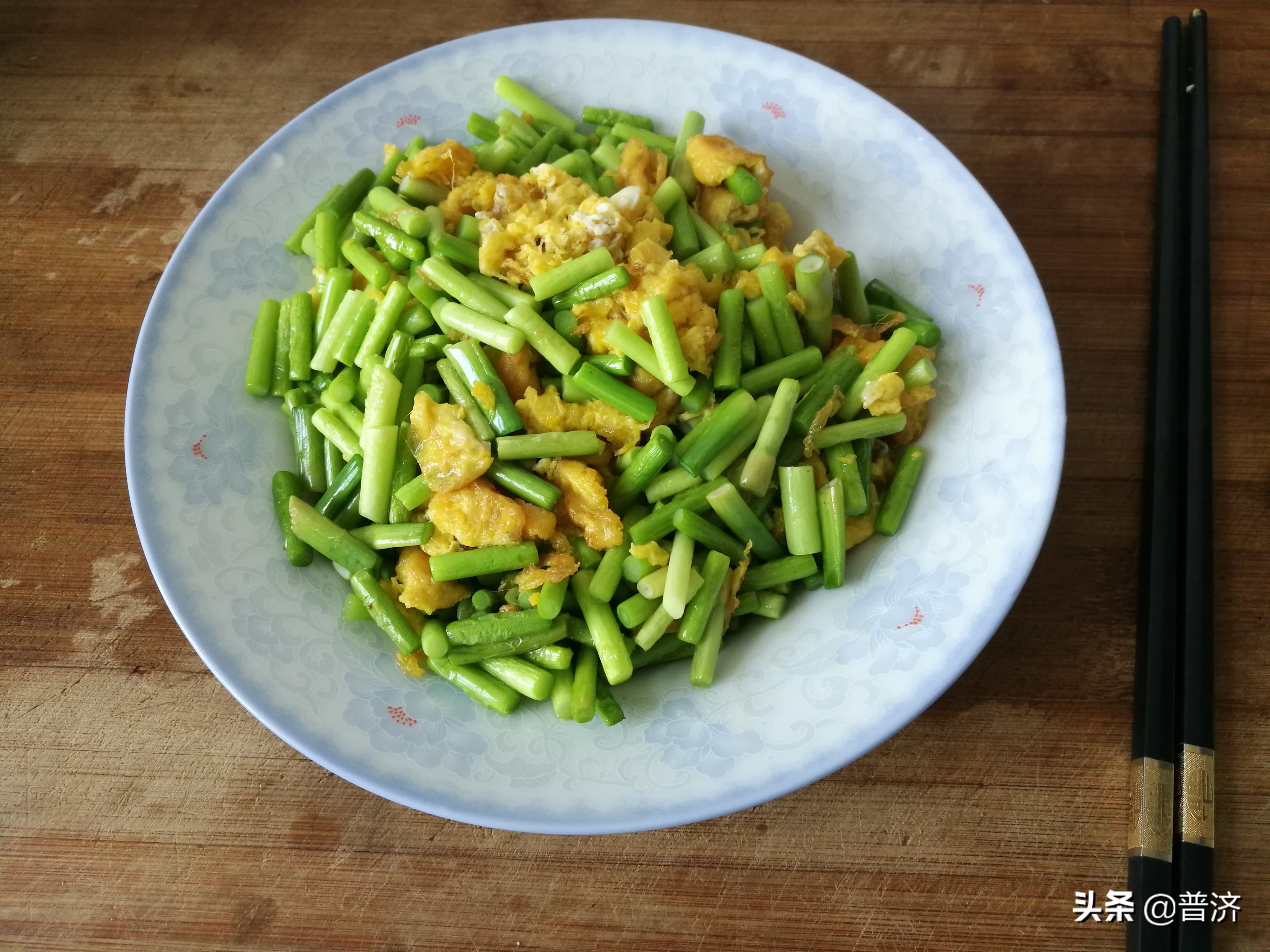 河南腌制蒜苔的正确方法,蒜苔南方的正确腌制方法