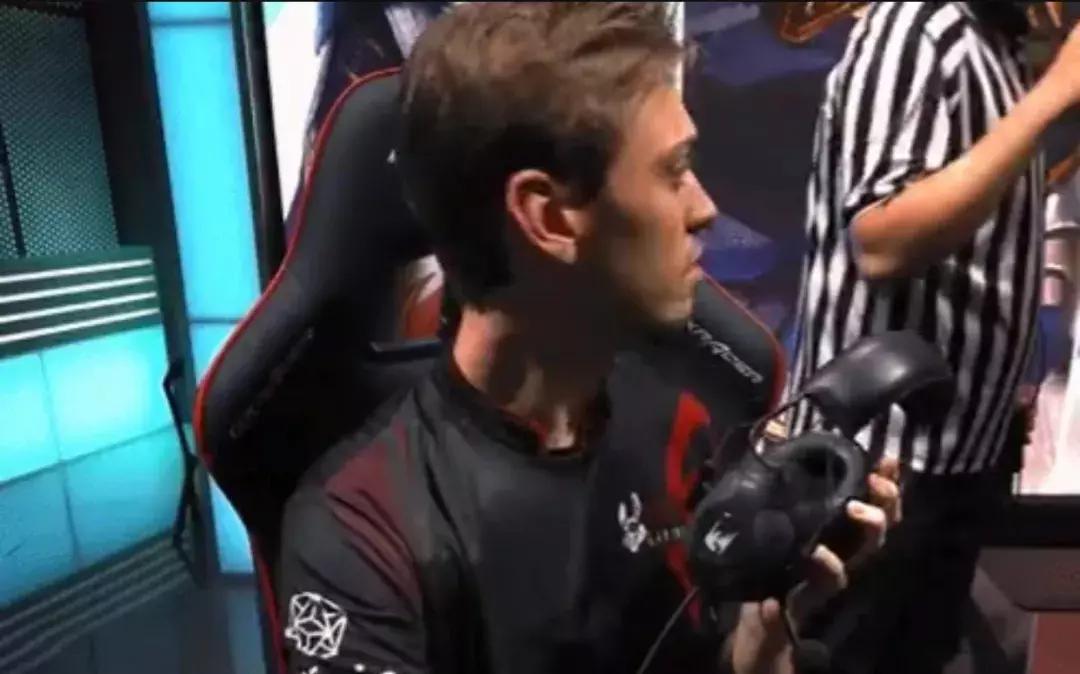 lol英雄联盟客户端下载不了,lol新版本客户端出问题