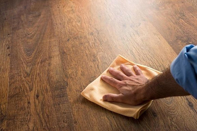 木地板用什么拖的亮洁如新,汽车木地板怎么保持光亮如新