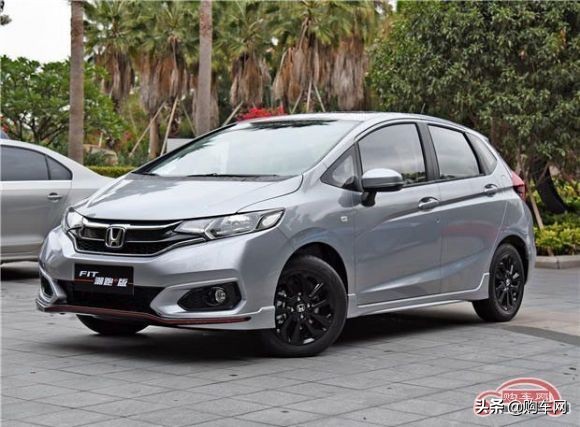 2022款新车10万左右落地合资两厢车,五万左右两厢小型车新车推荐