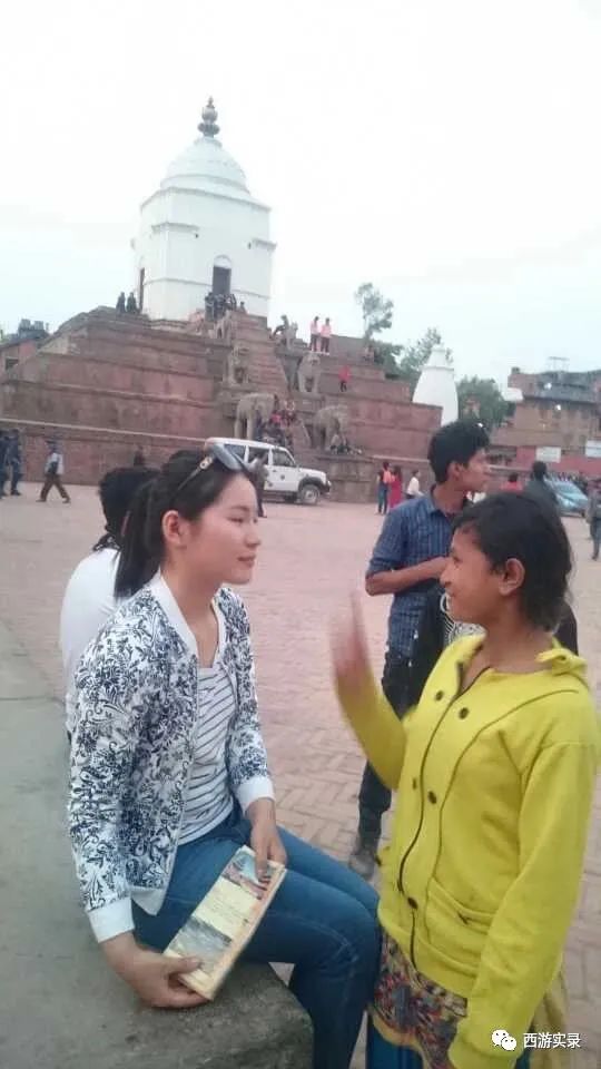 她向外国警察投诉我，自驾环球被迫离开尼泊尔，紧接着就地震