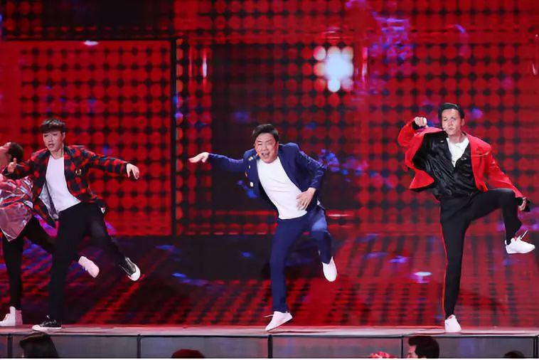 从歌手到娱乐天王,一代影帝黄渤的成名路