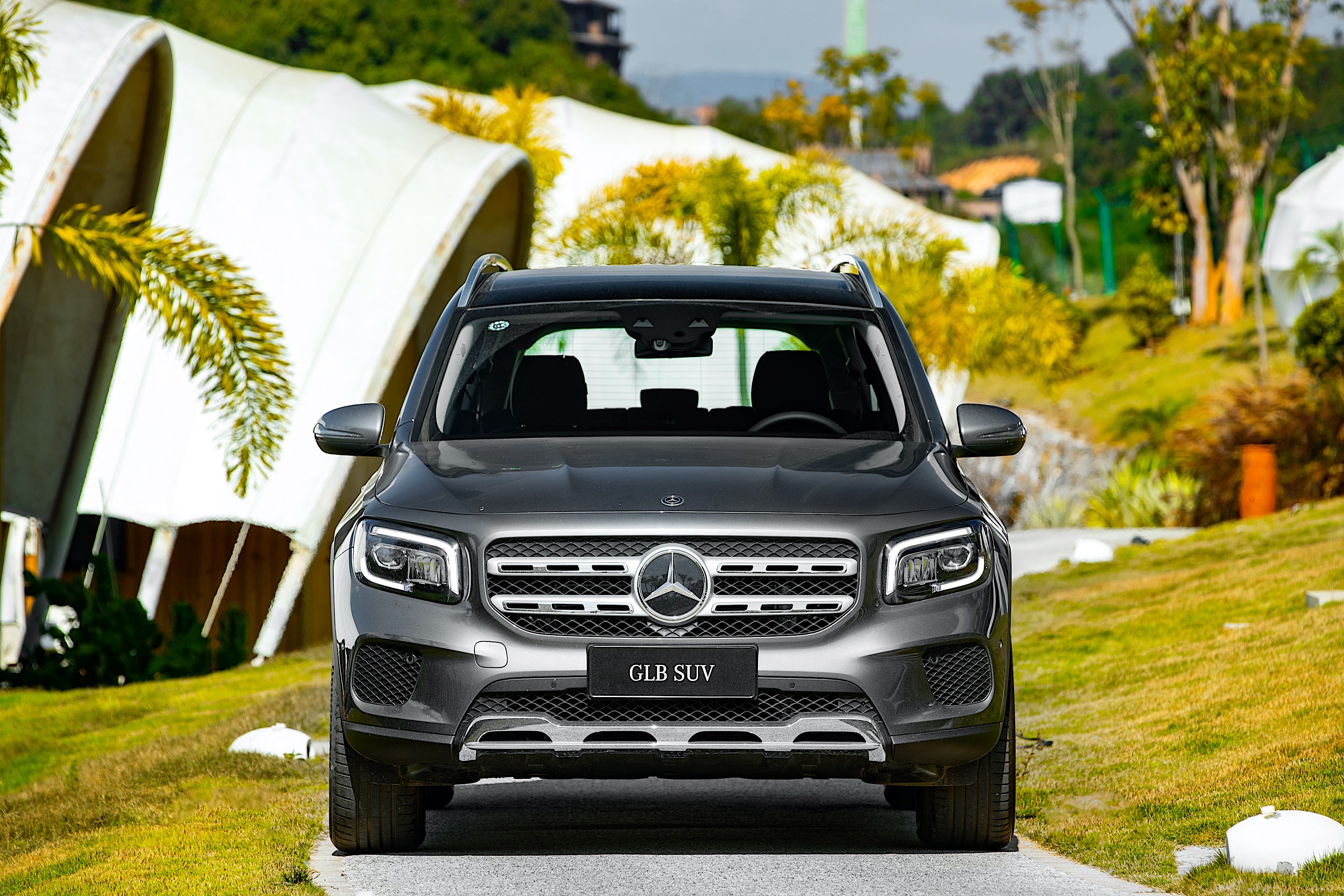 奔驰glc夺冠福特探险,suv奔驰glc销量排行榜