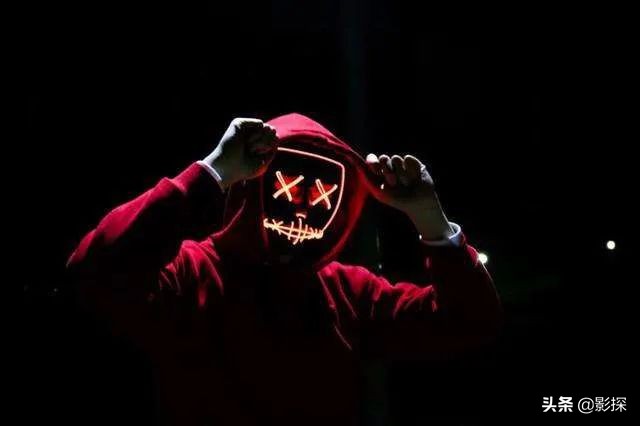 “N号房”掉下热搜,但戴头套的男人还在