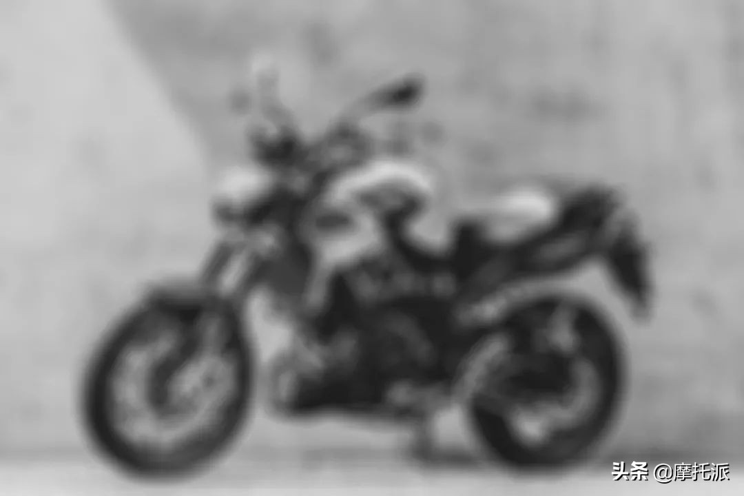 街车有两种，能战斗的街车和其他街车