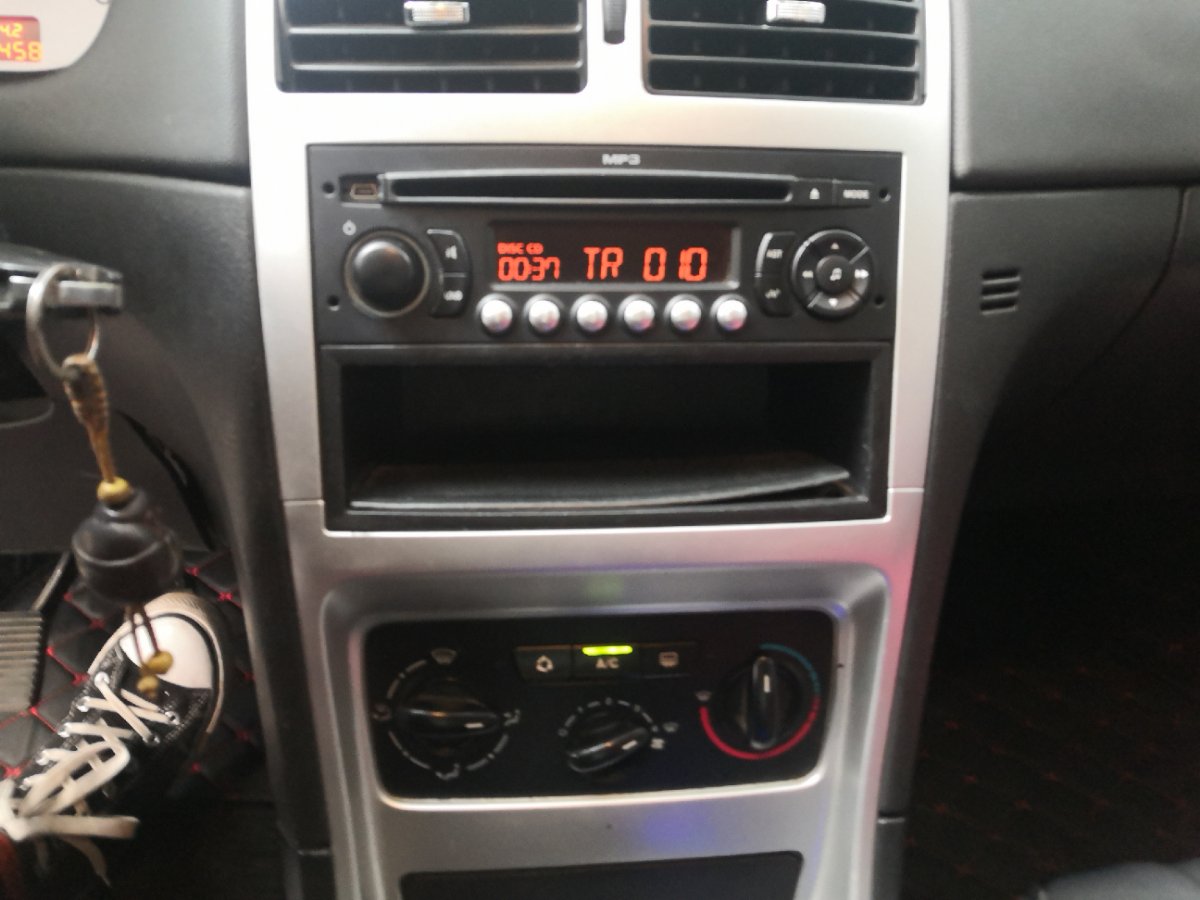 代步练手车2万左右,标致307代步练手车