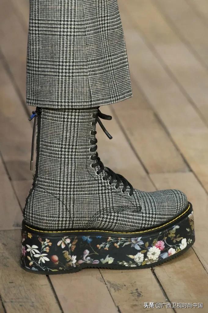 百搭韩系马丁靴,超百搭款马丁靴