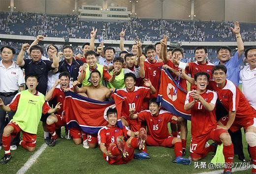 亚洲足球龙争虎斗图片,亚洲足球有啥比赛