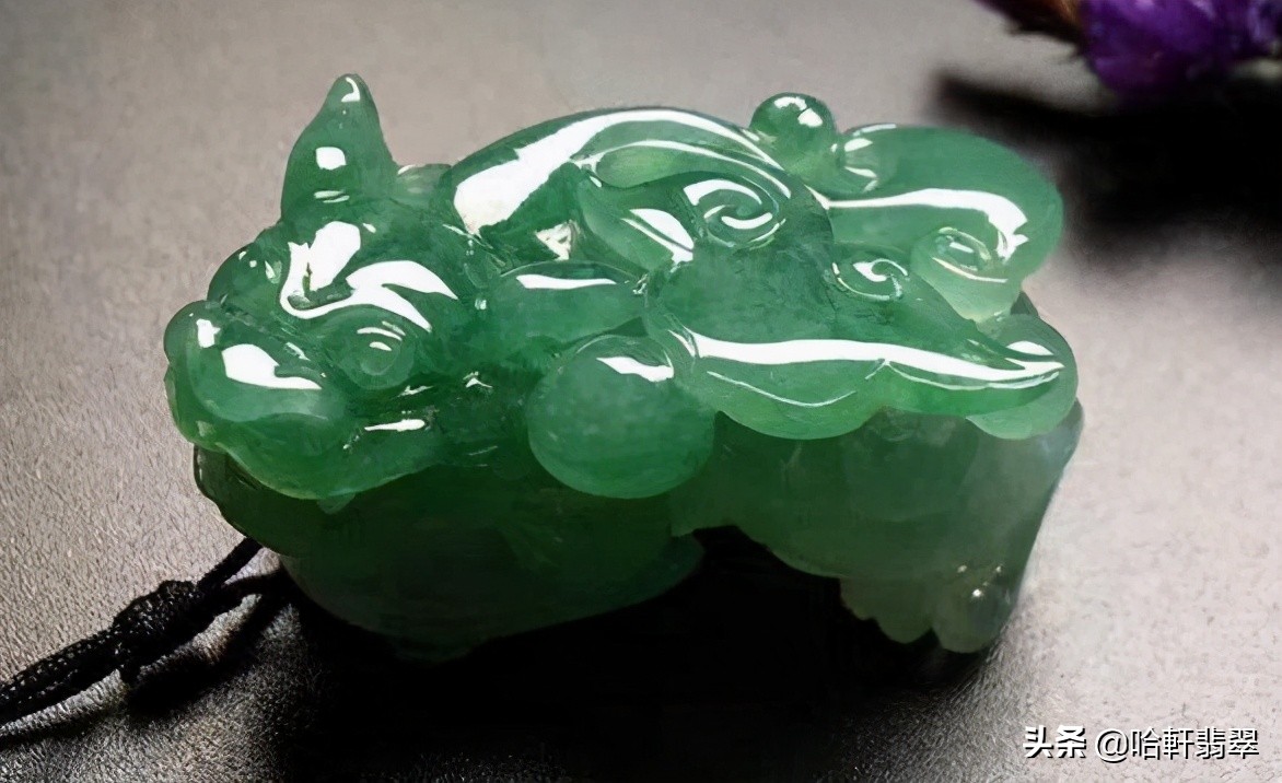 招财翡翠貔貅应该买哪种,佩戴貔貅分雌雄吗有什么讲究