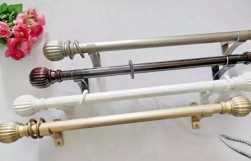 罗马杆和轨道哪个窗帘更容易清洗,客厅阳台窗帘用罗马杆还是轨道好