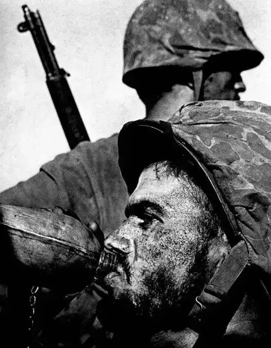 100张大师画,100张经典黑白人像