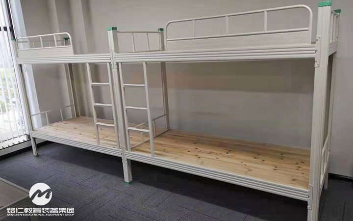 万万没想到湖南员工公寓床喷塑是这样的